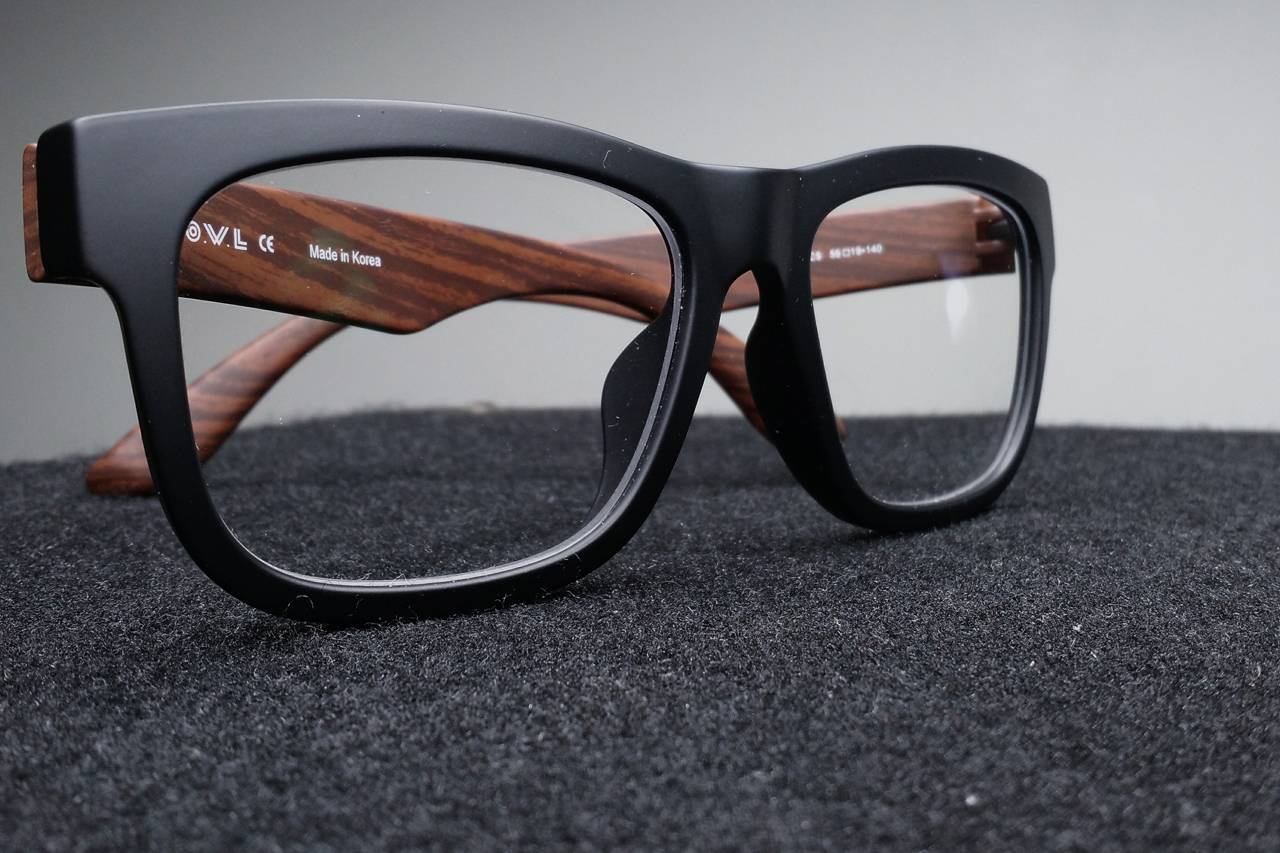 eyewear designer glasses